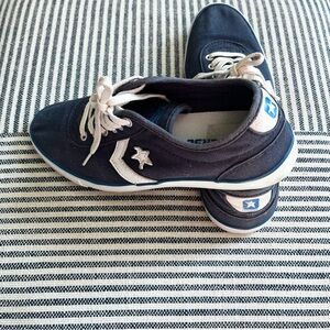 7 Women’s Converse Costa OX Sneaker